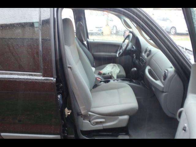 2005 Jeep Liberty Sport 4dr SUV